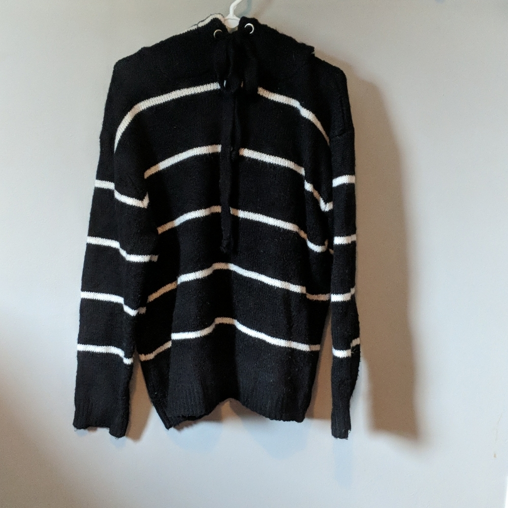 Small oversized hoodie